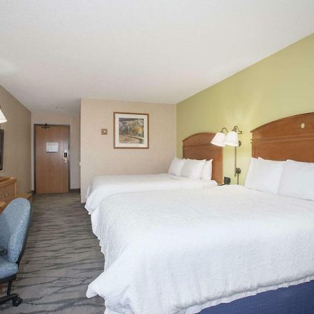 Hotel Baymont By Wyndham Thornton Esterno foto