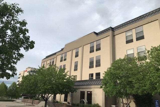Hotel Baymont By Wyndham Thornton Esterno foto