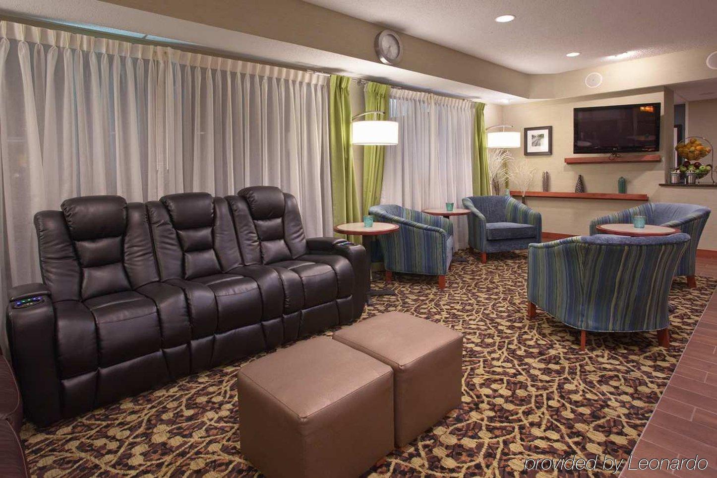 Hotel Baymont By Wyndham Thornton Esterno foto