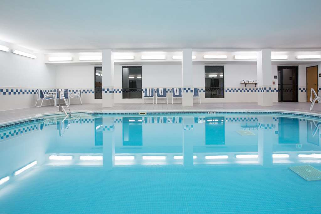 Hotel Baymont By Wyndham Thornton Servizi foto